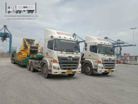 ขนส่งสินค้าวางพื้นรถเทรลเลอร์ทั่วไป